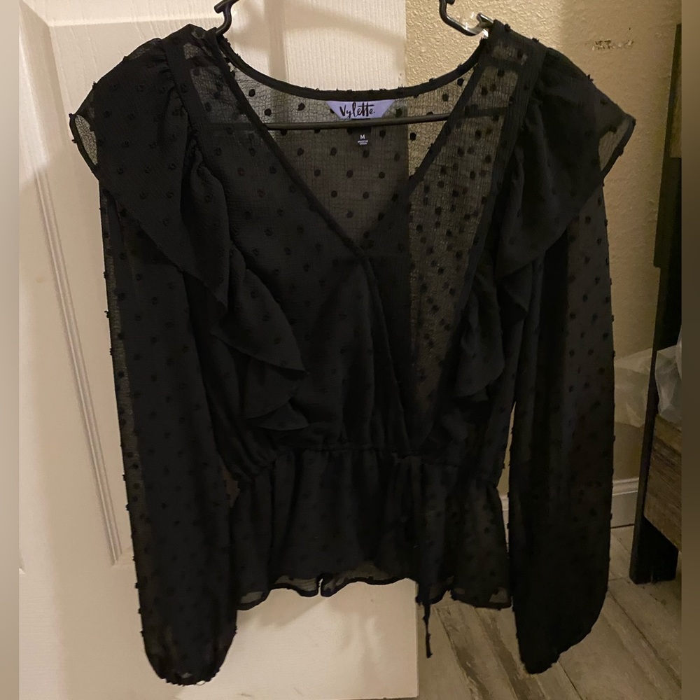 Vylette size M black sheer long sleeve shirt